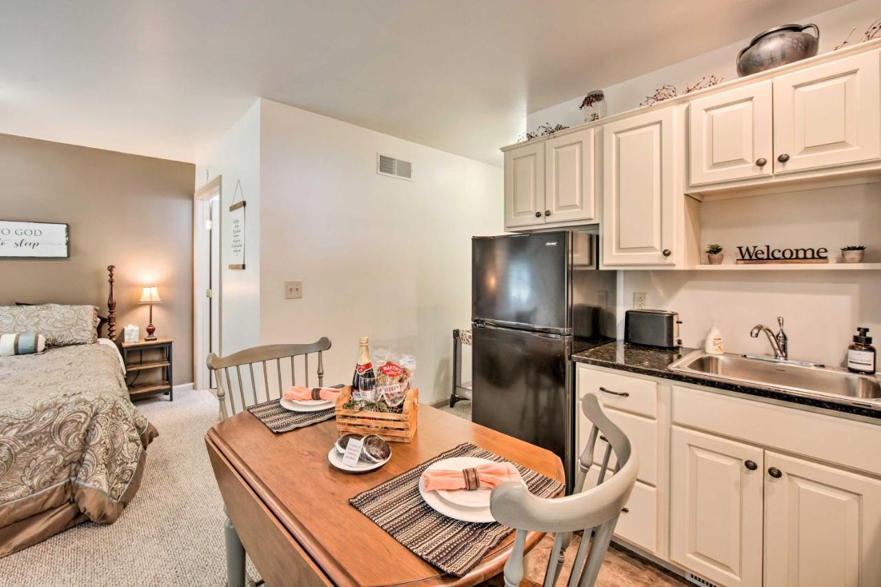 Cozy Garden Room In Welsh Mountain Suites! 뉴홀란드 외부 사진